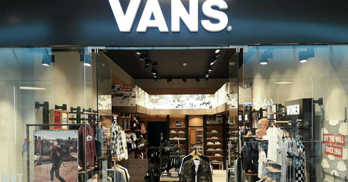 Vans adigeo top