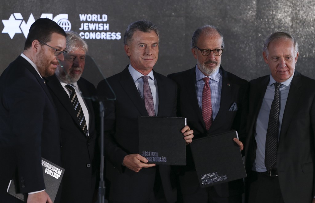 Mauricio Macri junto a los principales líderes de la comunidad judía argentina 