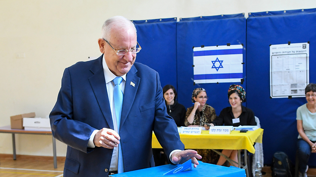 Reuvén Rivlin votó en Jerusalem