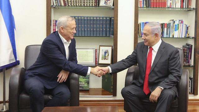 Netanyahu y Gantz durante su última reunión
