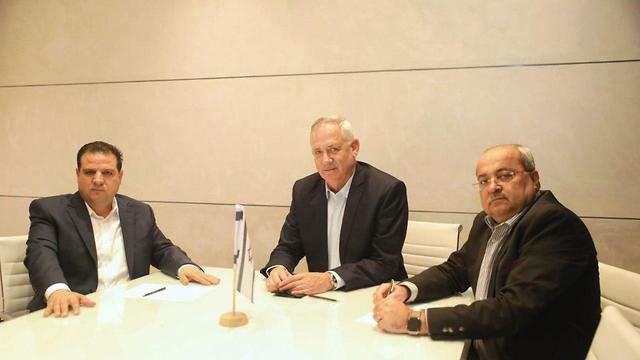 Según Netanyahu, un acuerdo de coalición entre Gantz y los sectores árabes "sería una bofetada a los combatientes de las FDI" 