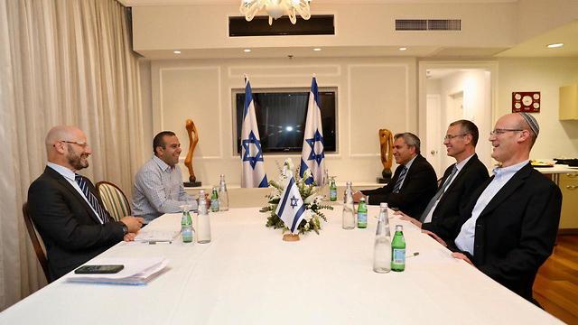 Reunión sin avances entre Kajol Labán y Likud 