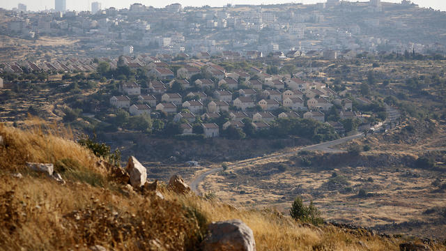 Los asentamientos israelíes en discusión 