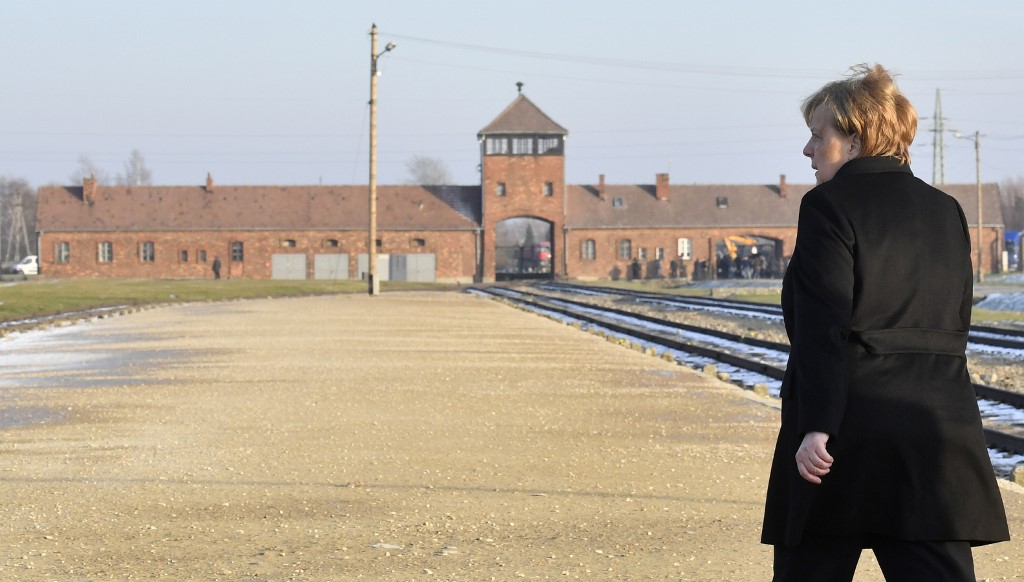 Merkel visitó Auschwitz por primera vez 