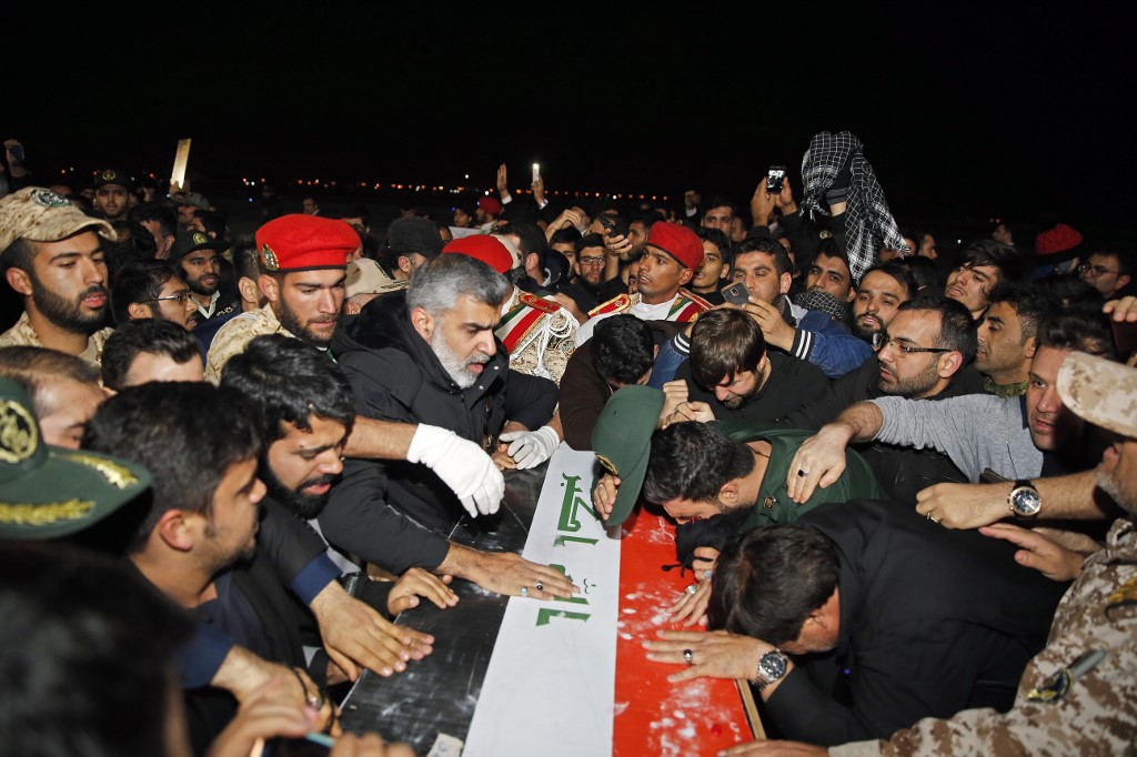 Soleimani fue despedido por una multitud en Irán 
