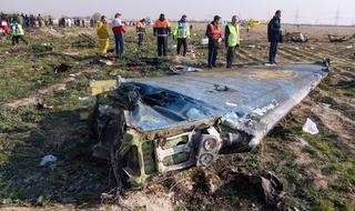 Restos del avión derribado por Irán 
