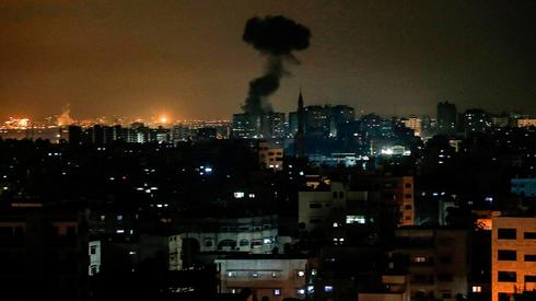 Bombardeo israelí contra posiciones de Hamás en Gaza 