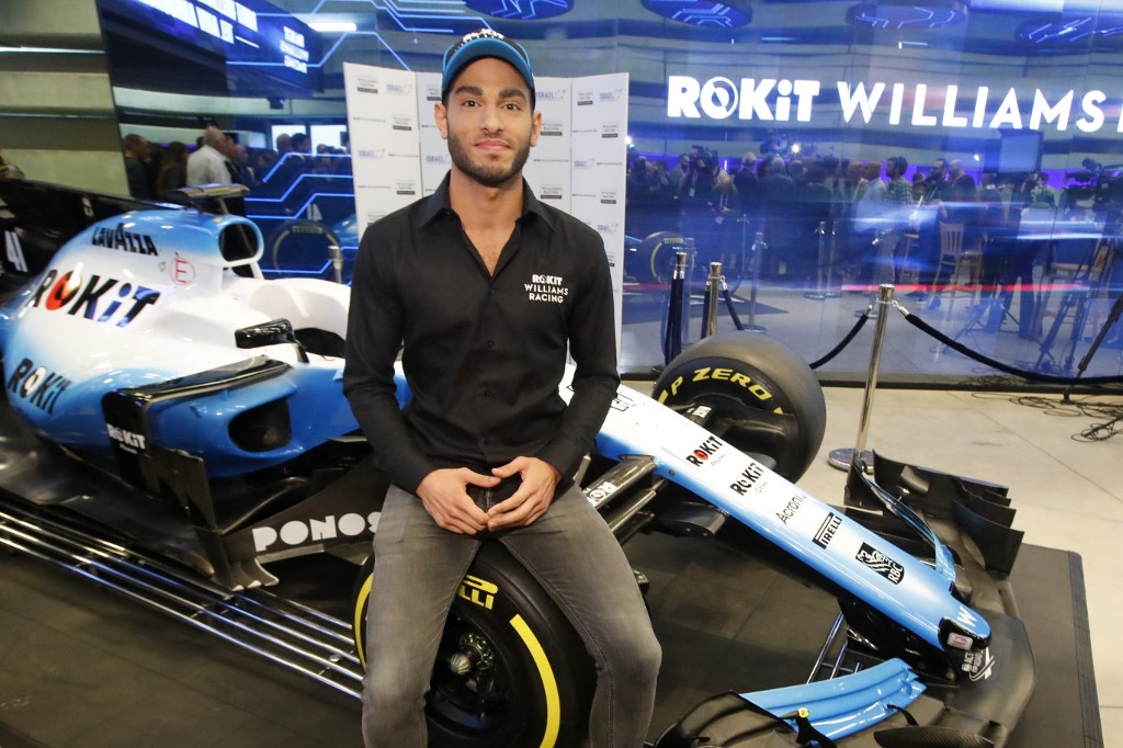 "Estoy muy emocionado de convertirme en el próximo piloto de pruebas oficial de Williams". 