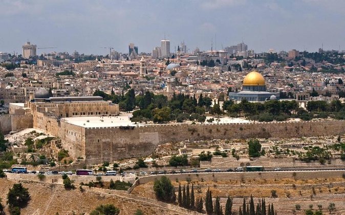 La temperatura del jueves en Jerusalem rompió marcas históricas de 118 y 78 años.