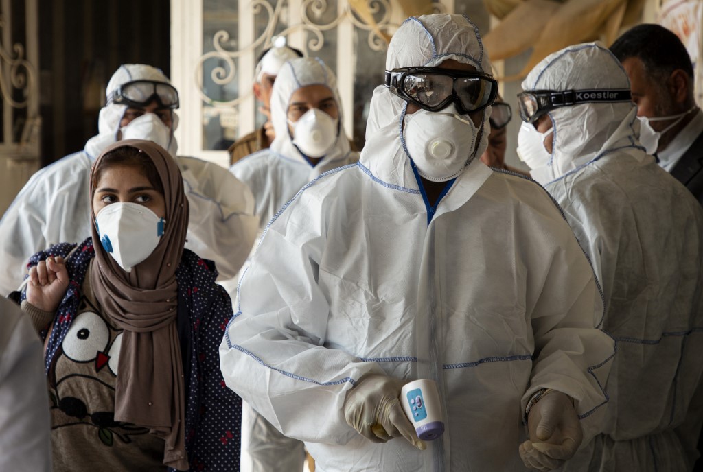 Hay 1.135 muertos por coronavirus en Irán 