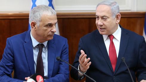 El ministro de finanzas Moshe Kahlon y el primer ministro Benjamin Netanyahu