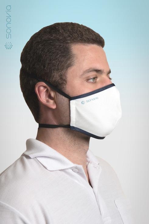 Máscara antimicrobiana de la compañía Sonovia. 