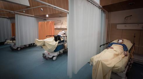 Un hospital francés que aloja a enfermos de COVID-19. 