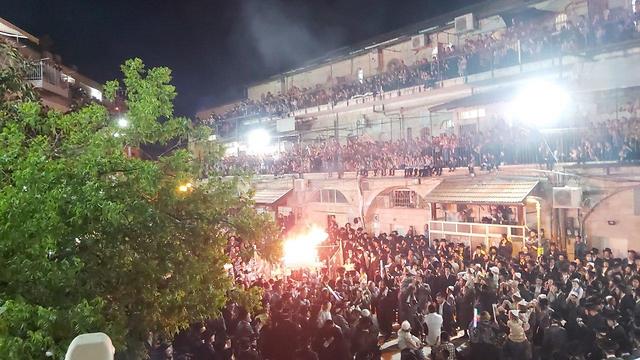 Fuerzas especiales evacuaron una celebración masiva en Meah Shearim, barrio ultraortodoxo de Jerusalem. 