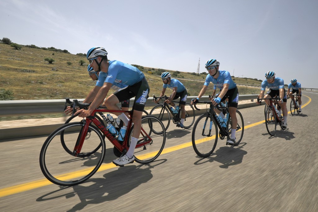 Es el primer equipo que se entrena con vistas al Tour de France. 
