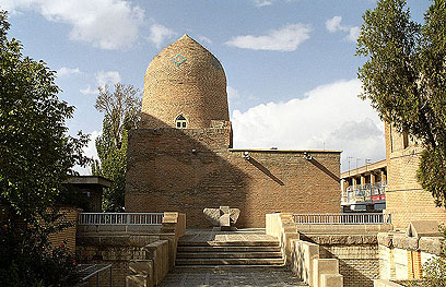 Tumba de Esther y Mordechai en Irán. 