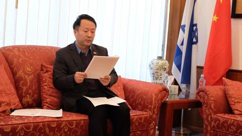 Dai Yuming, viceembajador de China en Israel, confirmó la muerte de Du Wei.