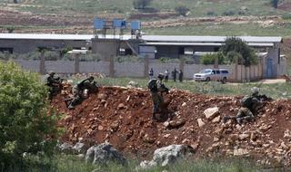 Soldados de las FDI en uno de los puntos de la frontera norte de Israel. 