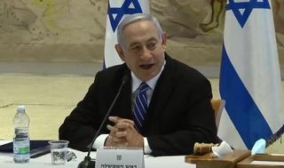 Netanyahu durante la primera reunión de gabinete del nuevo gobierno.