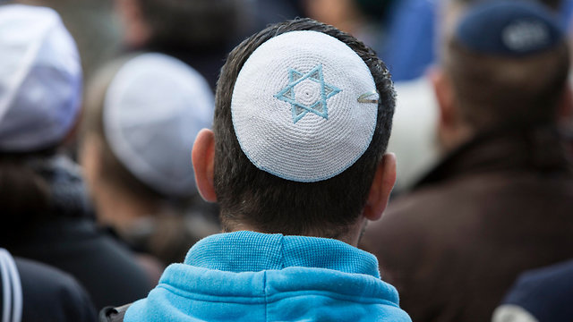 Los insultos y ataques contra judíos aumentaron 13% en Alemania.