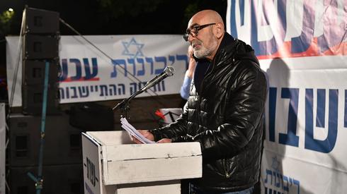 El presidente del consejo Yesha David Alhayani durante una reunión a favor de la anexión de Judea y Samaria. .