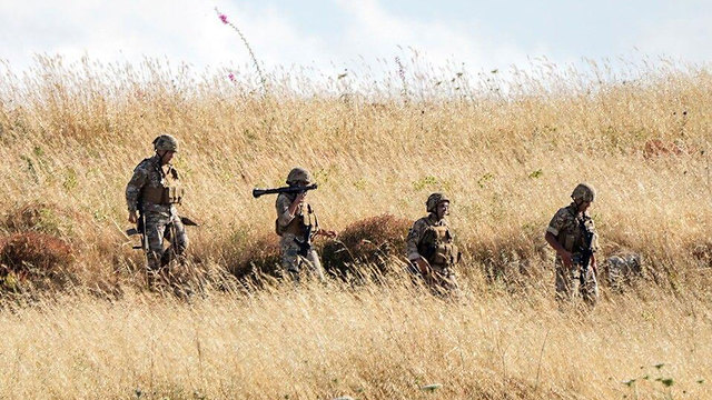 Cuatro soldados libaneses y una RPG. 