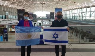 La embajadora israelí Galit Ronen despidió a Sergio Urribarri, flamante embajador argentino en Israel. 