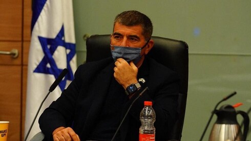 Ministro de Asuntos Exteriores Gabi Ashkenazi 