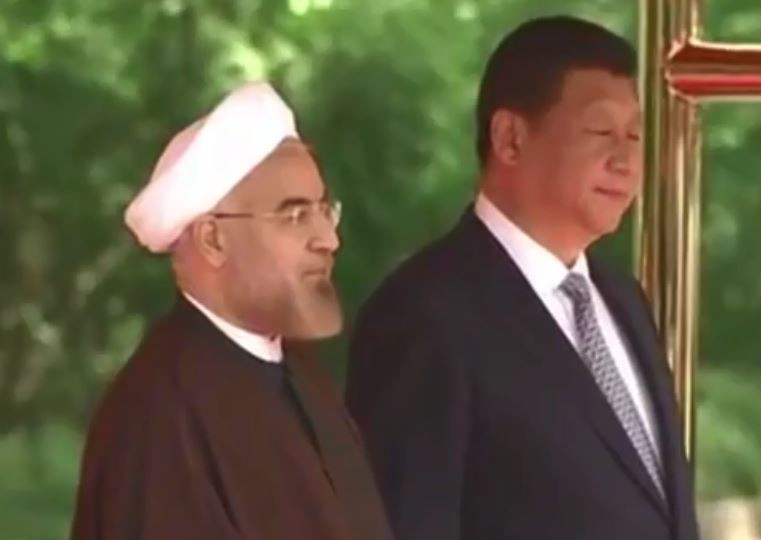 El presidente chino, Xi Jinping, y su homólogo iraní, Hassan Rouhani 