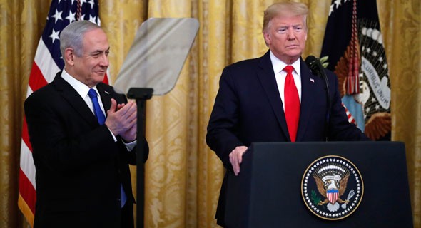 El presidente de Estados Unidos, Donald Trump, y el primer ministro israelí, Benjamin Netanyhau, en la presentación del plan de paz de Estados Unidos. 