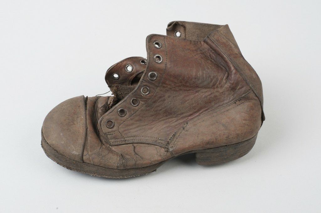Zapato Auschwitz