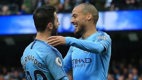 Bernardo Silva de Portugal y David Silva de España, jugadores de Manchester City. 