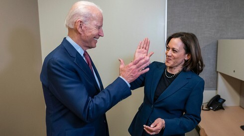 Kamala Harris con el candidato a presidente demócrata, Joe Biden.