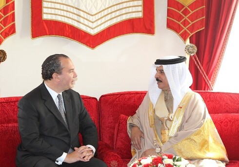 Reunión entre el rabino Marc Schneier y el rey de Bahrein, Hamad bin Isa. 