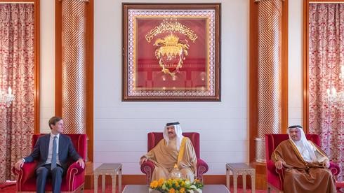 Reunión entre Jared Kushner y el rey de Bahréin, Hemed bin Isa.