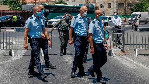 Desde el lunes la policía custodiará las calles de 30 localidades israelíes. 