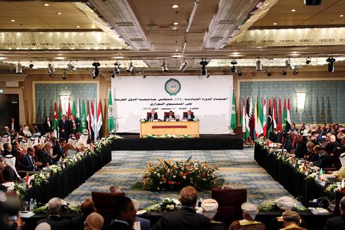 Reunión de ministros de la Liga Arabe en El Cairo. 