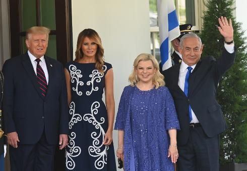 Donald y Melania Trump, junto a Benjamín y Sara Netanyahu, a principios de septiembre en la Casa Blanca. 
