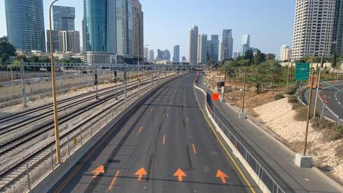 Carreteras vacías en Israel por el cierre general impuesto el viernes.