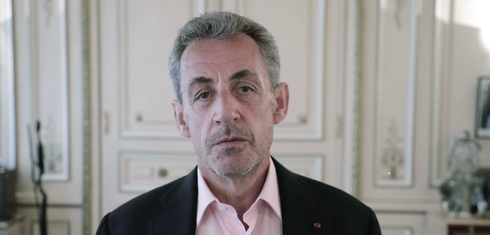 Nicolas Sarkozy, ex presidente francés: "El mundo extraña a Peres".