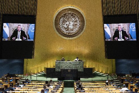 El discurso del presidente argentino es transmitido al pleno de la asamblea en Nueva York. 