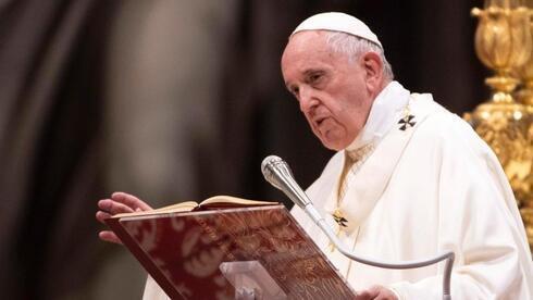 Desde el inicio del pontificado el papa ha hablado del respeto hacia las homosexuales y ha estado en contra de su discriminación. 