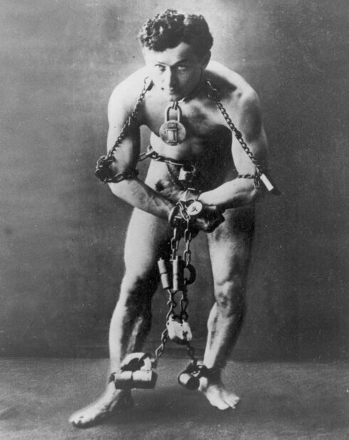 Houdini, mago ilusionista judío fallecido en 1926. 
