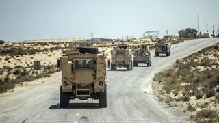 Tropas del Ejército Egipcio se dirigen a la región del Sinaí en julio de 2020. 