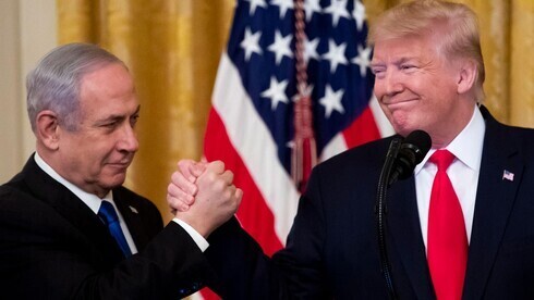 El primer ministro Benjamín Netanyahu y el presidente saliente Donald Trump, durante la presentación del acuerdo de paz llamado Acuerdo del Siglo. 