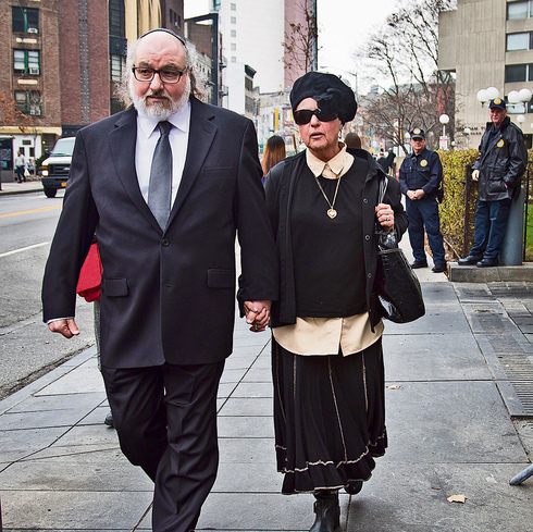 Jonathan Pollard y su mujer Esther en Nueva York. 
