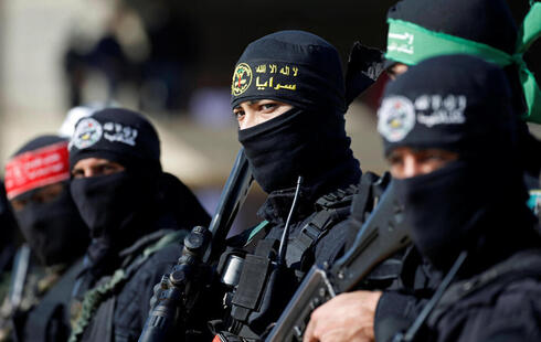 Por primera vez, todas las facciones terroristas de Gaza participaron de un ejercicio militar.