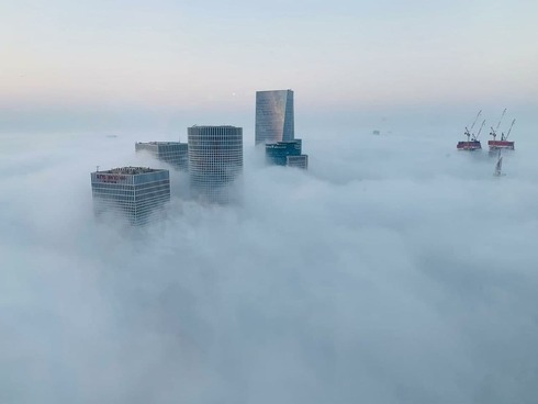 Neblina de Tel Aviv (Roni Milman) Neblina Tel Aviv