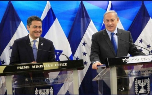 El presidente de Honduras, Juan Orlando Hernández, y el primer ministro de Israel, Benjamín Netanyahu. 