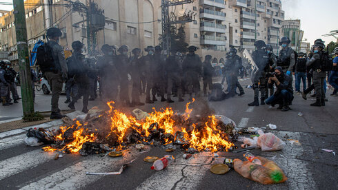 La policía dispersó una protesta en Bnei Brak.